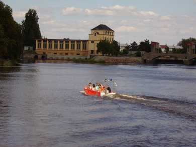 Varimarine Relax ZACHRANAR1.jpg